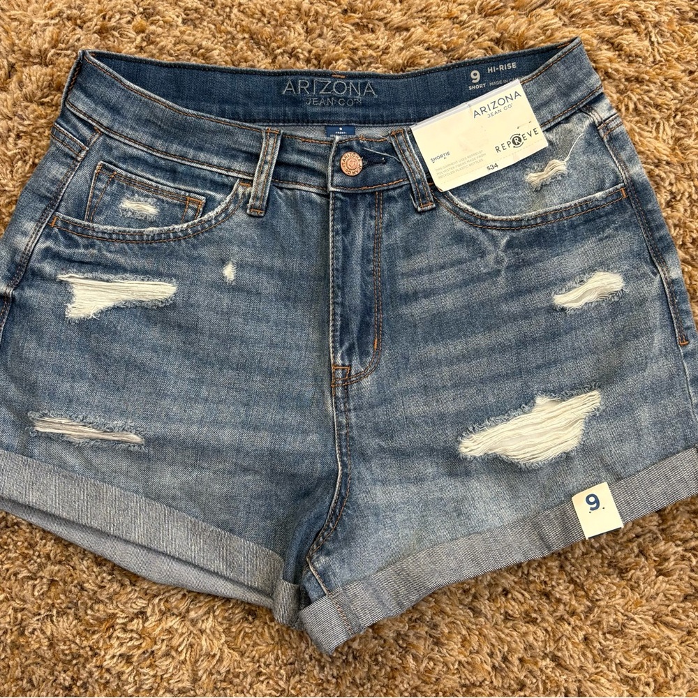 NWT Arizona jean co. High-Rise Distressed Denim Shorts size 9